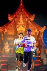 BIB: 635
                            <button type="button" onclick="openModal(22472747)" class="btn btn-primary btn-sm float-right btn-popup" data-toggle="modal" data-target=".modal-high-quality">
                        <i class="fas fa-shopping-cart"></i> Add to Cart
                    </button>
                                            <button type="button" onclick="isThisMe(22472747, true)" class="btn btn-success btn-sm float-right btn-popup btn-isme hidden" data-toggle="tooltip" data-placement="bottom" title="นี่คือรูปของคุณใช่ไหม คลิกที่นี่เพื่อเอาเข้าอัลบั้ม">
                        <i class="fas fa-plus"></i> Add to album
                    </button>
                    <button type="button" onclick="isThisMe(22472747, false)" class="btn btn-warning btn-sm float-right btn-popup btn-isnotme hidden">
                        <i class="fas fa-ban"></i> Remove from album
                    </button>